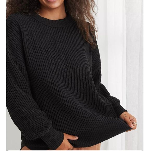 aerie Sweaters - AERIE Oversized Black Beyond Sweater Size Medium